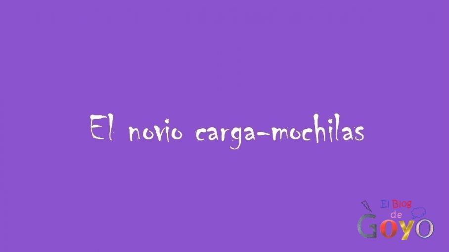 El novio carga mochilas