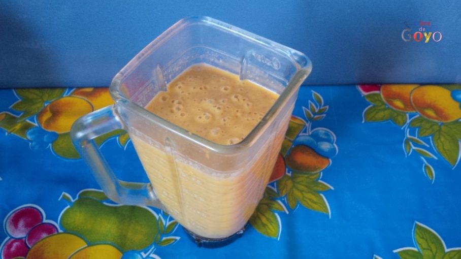 Yogur vegetariano de mango